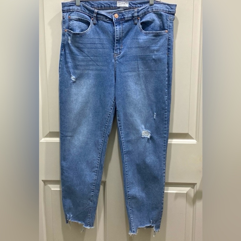 Nicole Miller Soho High Rise Ankle Skinny 16 Edgy Distressed Blue Denim Jeans